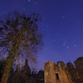 LES CHATEAUX LA NUIT